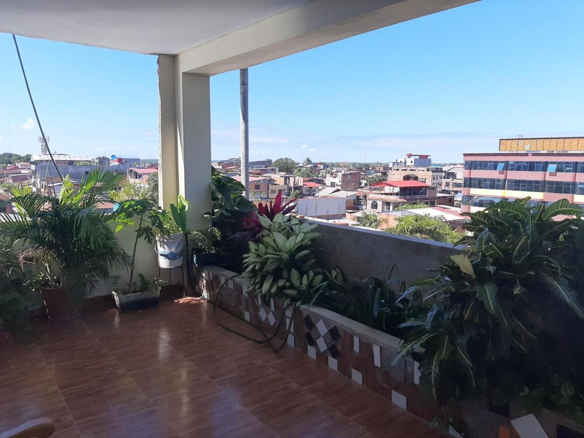 Hospedaje El Emperador Hotel Pucallpa Ngoại thất bức ảnh