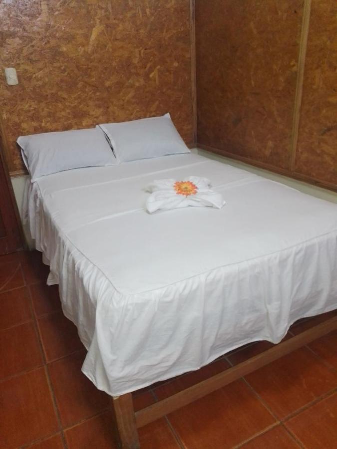 Hospedaje El Emperador Hotel Pucallpa Ngoại thất bức ảnh