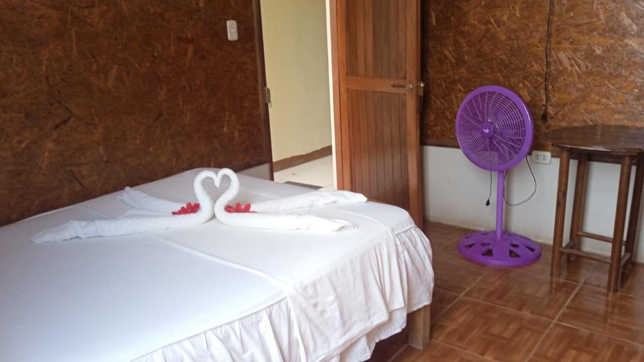 Hospedaje El Emperador Hotel Pucallpa Ngoại thất bức ảnh