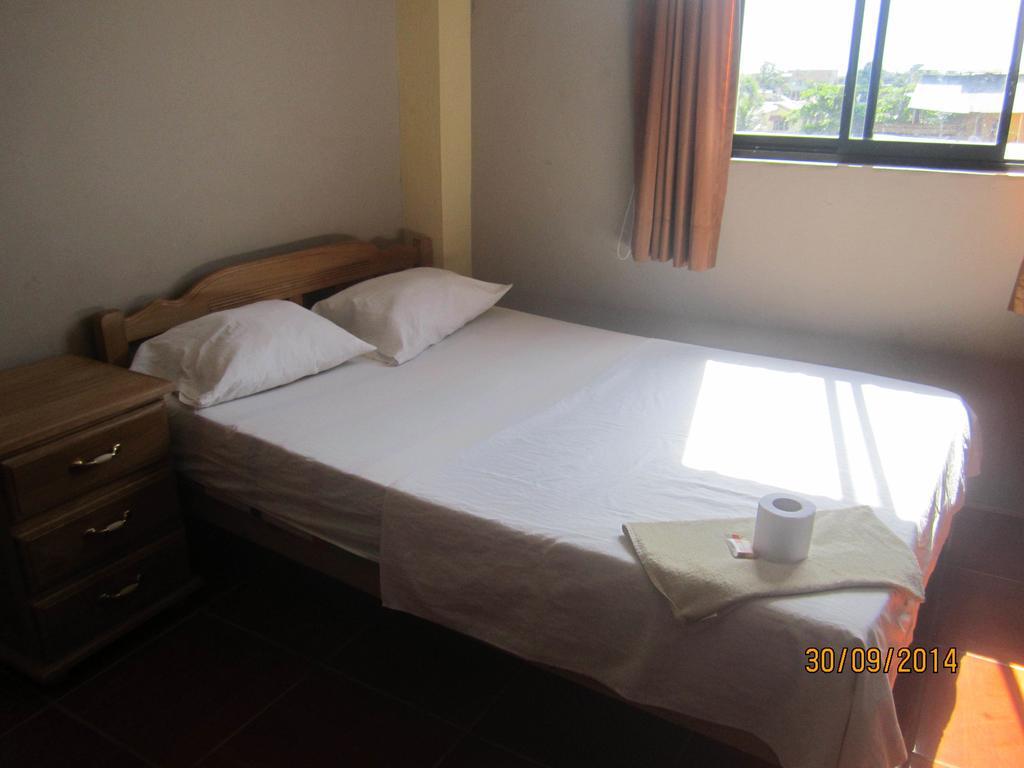 Hospedaje El Emperador Hotel Pucallpa Phòng bức ảnh