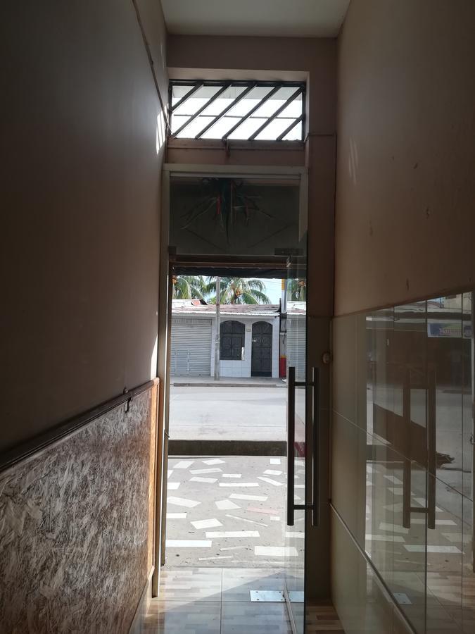 Hospedaje El Emperador Hotel Pucallpa Ngoại thất bức ảnh