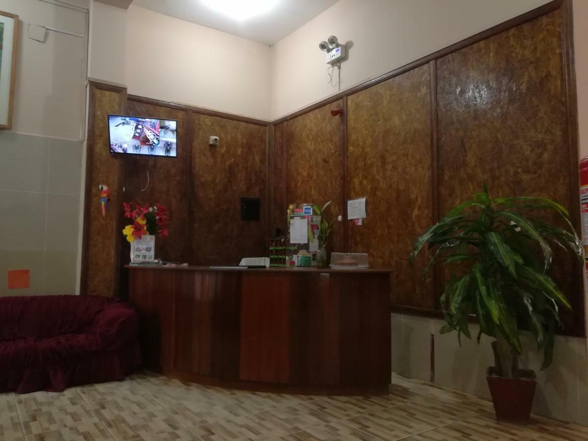 Hospedaje El Emperador Hotel Pucallpa Ngoại thất bức ảnh